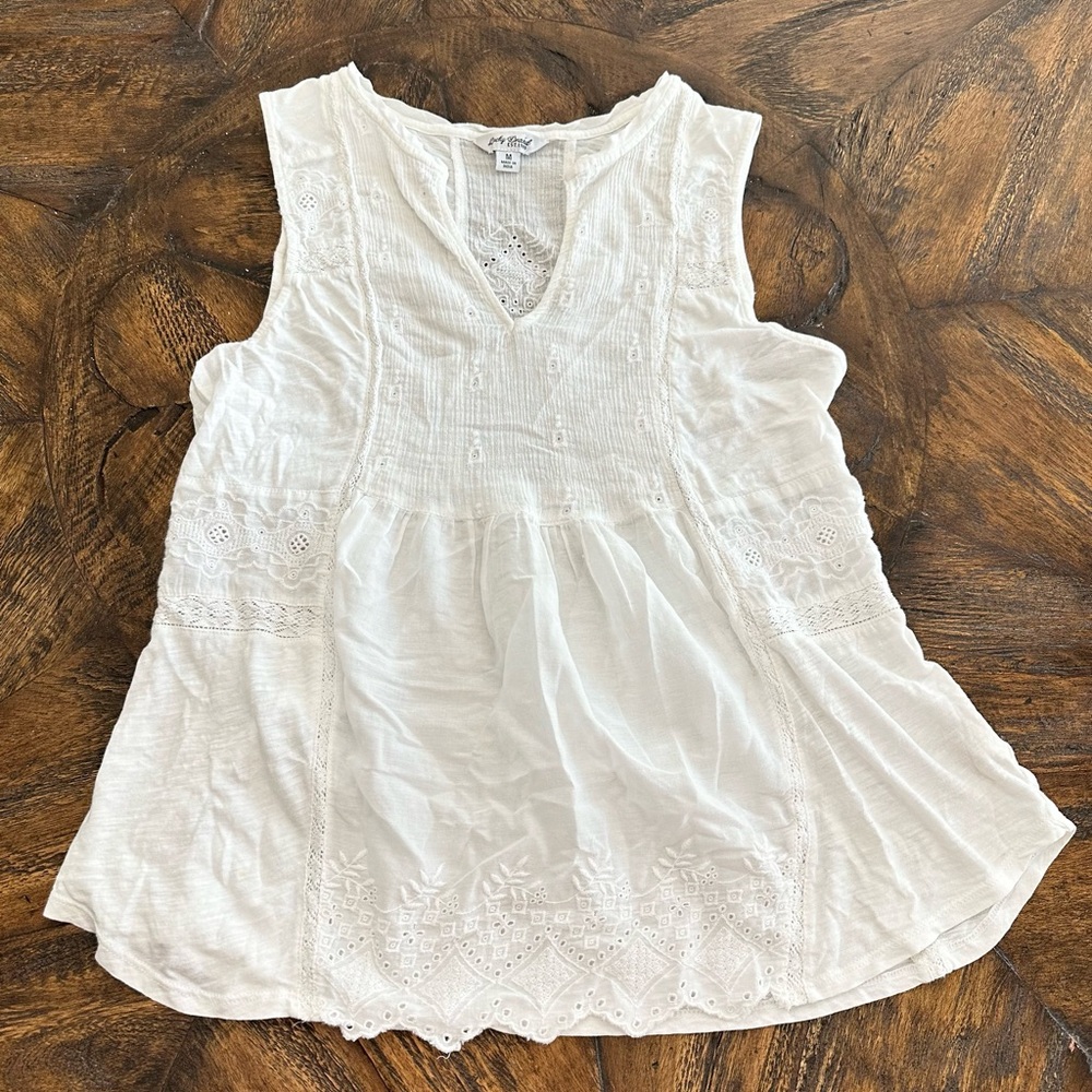 Lucky Brand White Sleeveless Relaxed Blouse - Very good condition